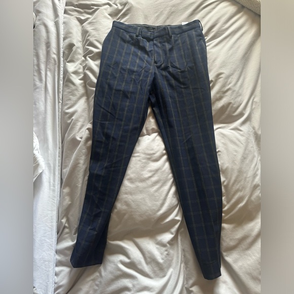 TopMan Suit Size 36R Jacket and 32 slim pants - Picture 3 of 4